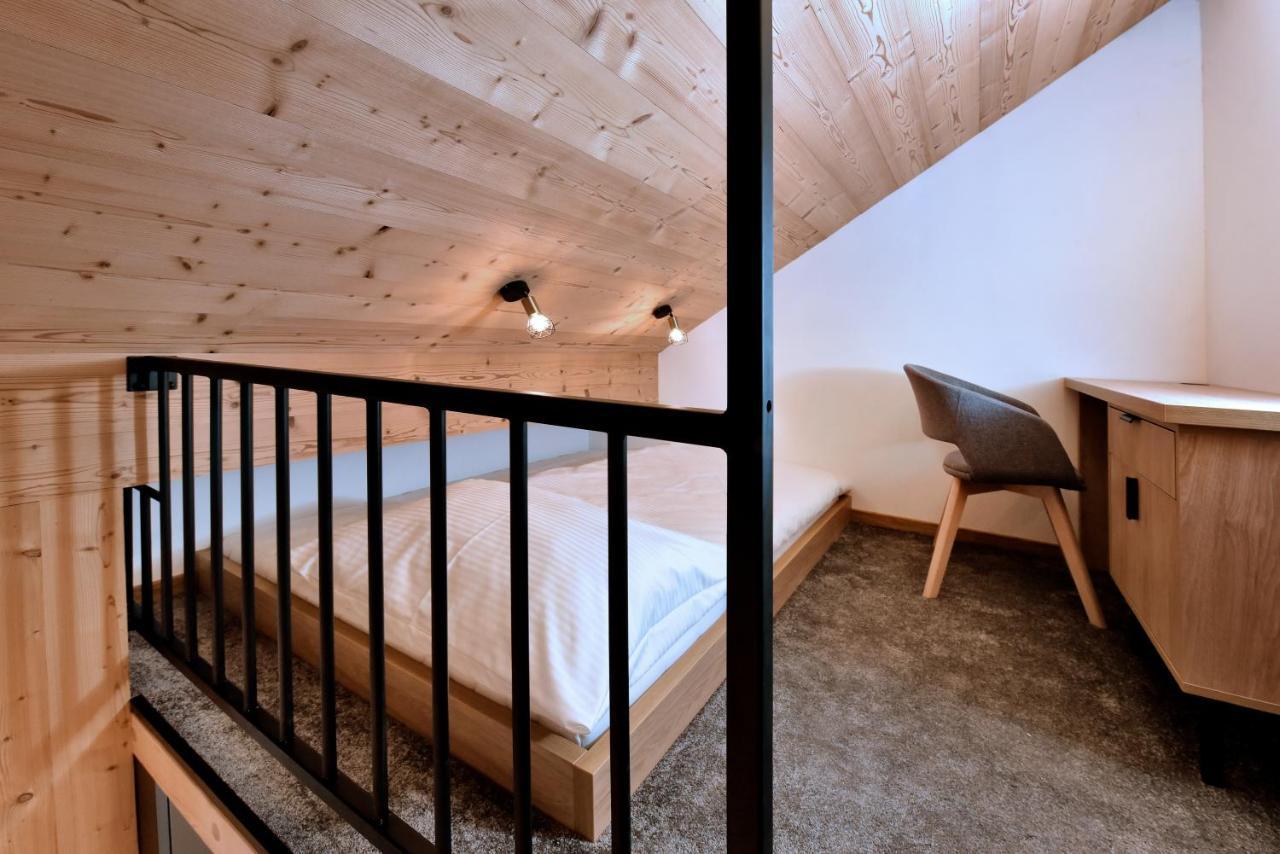 Aplend Hotel Ovruc Štrbské Pleso Exteriör bild