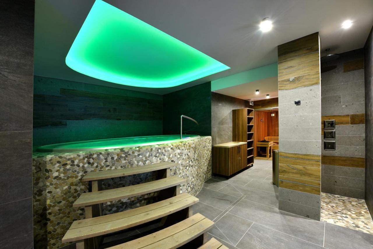 Aplend Hotel Ovruc Štrbské Pleso Exteriör bild