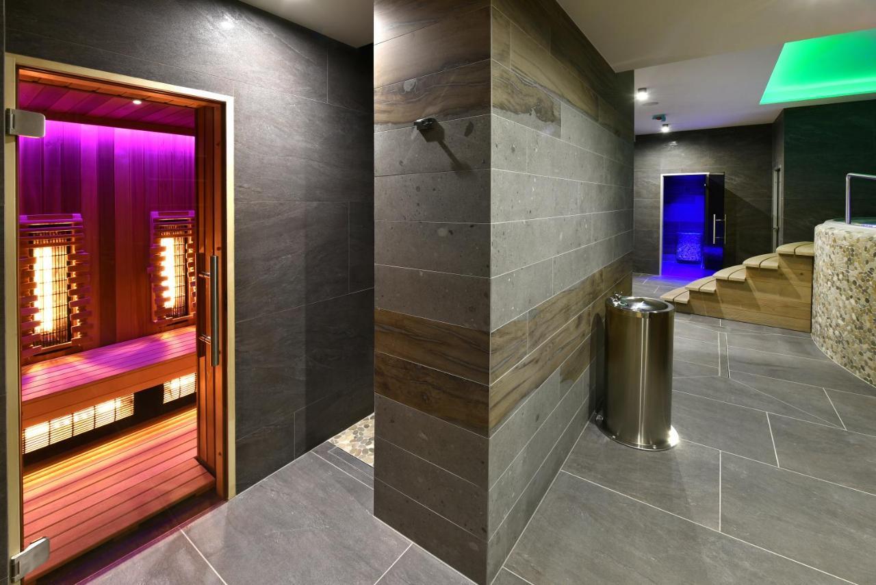 Aplend Hotel Ovruc Štrbské Pleso Exteriör bild